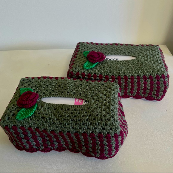 Crochet Tissue Box Cover - Picture 2 of 6